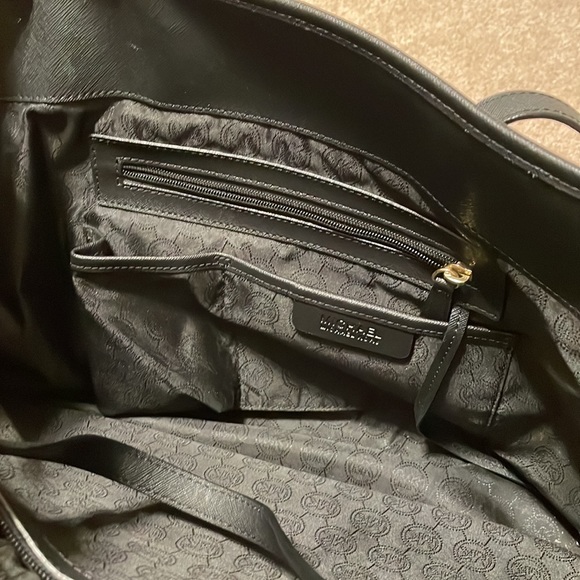 Black Michael Kors tote - Picture 4 of 5